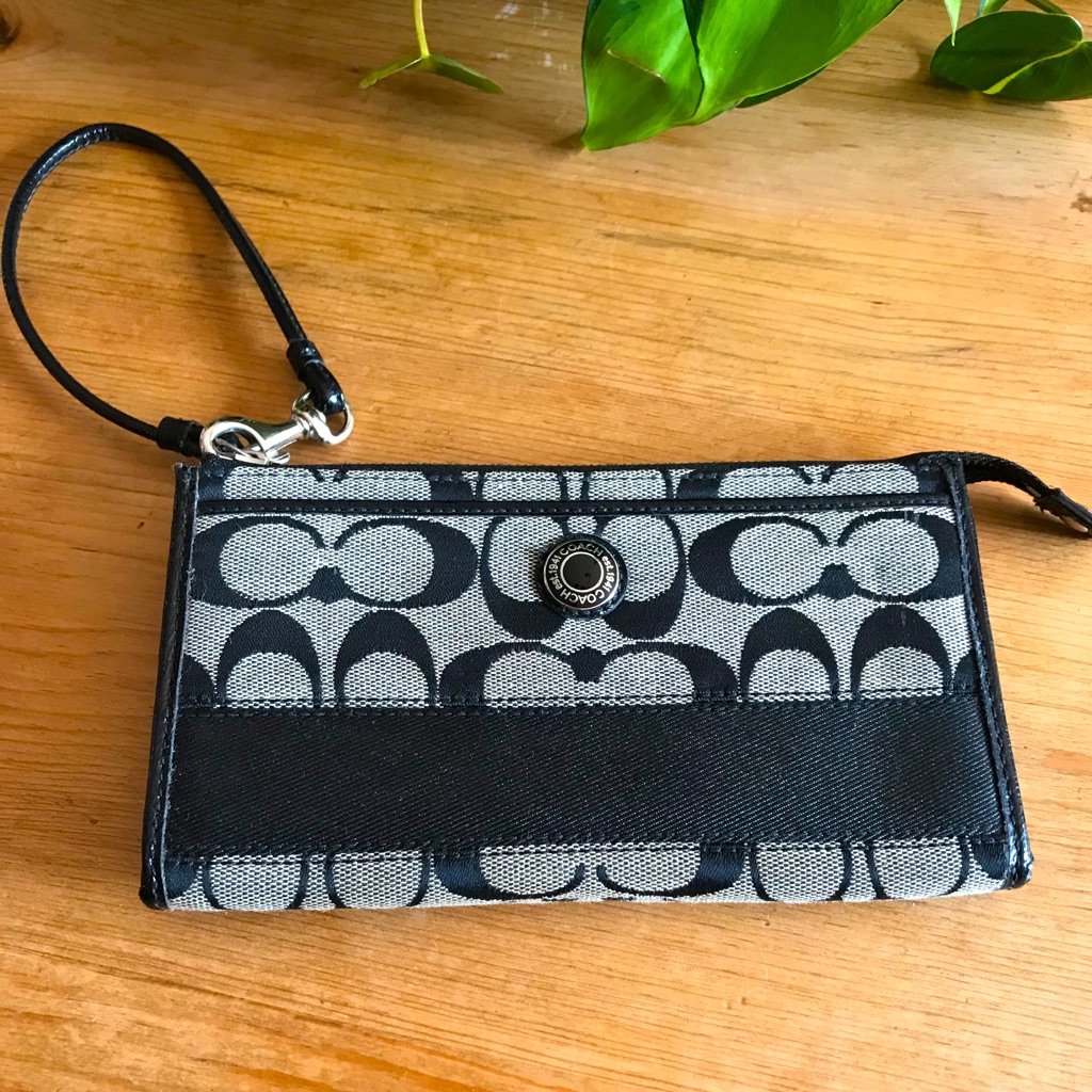 Coach Wallet  Signature Coach Fabric